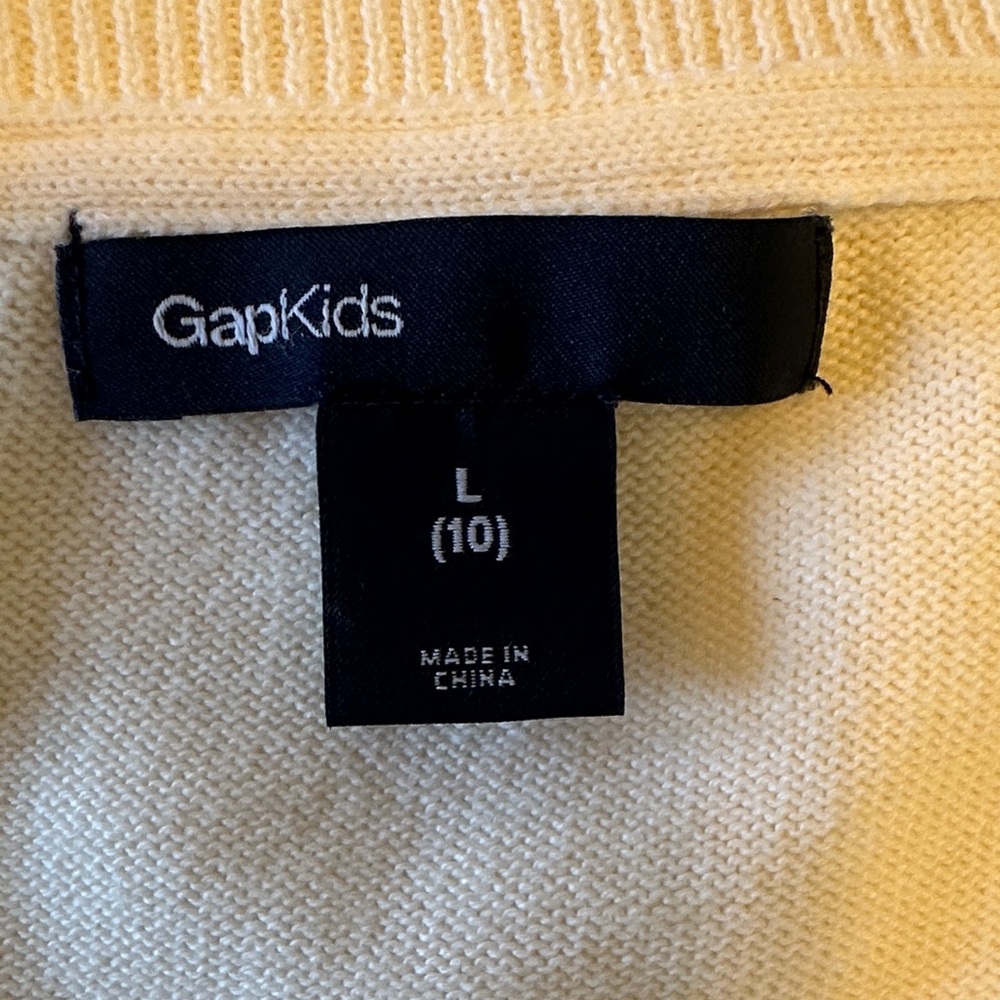 GAP Cream Ruffle Cardigan - Picture 2 of 7